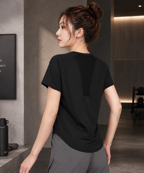 TONE SELECT GOODS(トーンセレクトグッズ)の「LESRIRE / エアリーフィットドライスポーツTシャツ L9325(Tシャツ/カットソー・レディース・ピンク/ブルー/ホワイト/ブラック・SMALL/MEDIUM)」の2枚目の写真