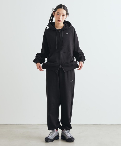 NIKE(ナイキ)の「《セットアップ対応商品》ナイキ Studio Fleece ライトウェイト ウィメンズ オーバーサイズド フルジップ パーカー / Nike Studio Fleece Lightweight Women's Oversized Full-Zip Hoodie IM8109-001 Total Black(パーカー・レディース・ブラック系その他2・L/M/S/XL/XS)」の10枚目の写真