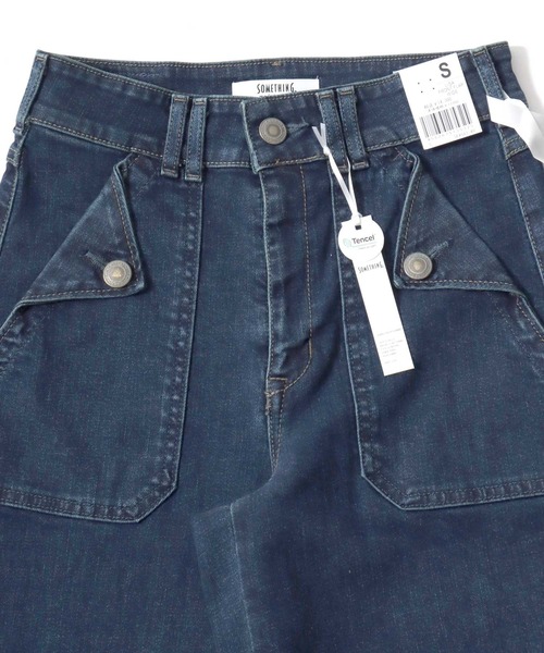 SOMETHING(サムシング)の「SOMETHING(サムシング)LISA FRONT FLAP WIDE/フラップポケットワイドデニムパンツ(デニムパンツ・レディース・インディゴブルー/ワンウォッシュ/ブラック・S/M)」の13枚目の写真