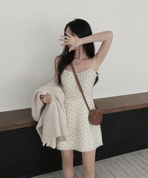 leune（ルネ）の「小花柄キャミワンピース（ワンピース・レディース・ブラック/アイボリー・FREE）」の14枚目の写真