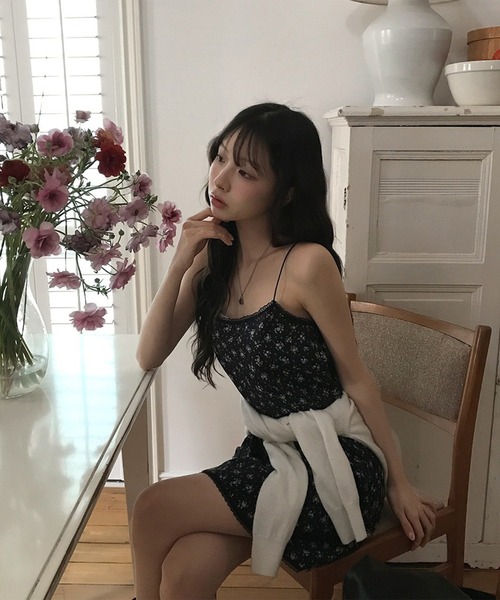 leune（ルネ）の「小花柄キャミワンピース（ワンピース・レディース・ブラック/アイボリー・FREE）」の18枚目の写真
