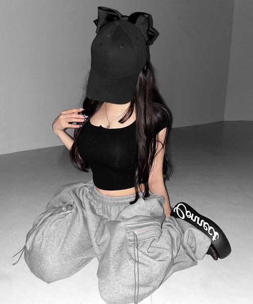 me+em select(ミームセレクト)の「【 3color 】ヘンリーネックスクエアショートTシャツ /Henley neck square T-shirts※※(Tシャツ/カットソー・レディース・ホワイト/ピンク/ブラック・FREE)」の22枚目の写真