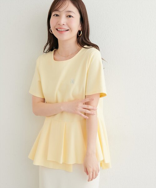 natural couture(ナチュラルクチュール)の「ちびロゴ刺繍ペプラムT(Tシャツ/カットソー・レディース・ネイビー/イエロー/ピンク/オフホワイト・FREE)」の19枚目の写真