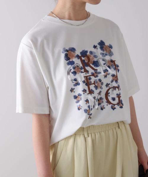 Bou Jeloud（ブージュルード）の「箔×レオパＴシャツ（Tシャツ/カットソー・レディース・オフホワイト/ブラック/グレイッシュベージュ・FREE）」の2枚目の写真