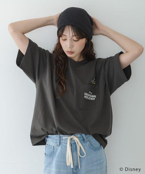 URBAN RESEARCH Sonny Label(アーバンリサーチサニーレーベル)の「別注/DISNEY/ポケット付きTシャツ(Tシャツ/カットソー・レディース・ベージュ/オフホワイト/チャコールグレー・FREE)」の15枚目の写真