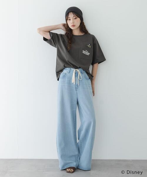 URBAN RESEARCH Sonny Label(アーバンリサーチサニーレーベル)の「別注/DISNEY/ポケット付きTシャツ(Tシャツ/カットソー・レディース・ベージュ/オフホワイト/チャコールグレー・FREE)」の18枚目の写真