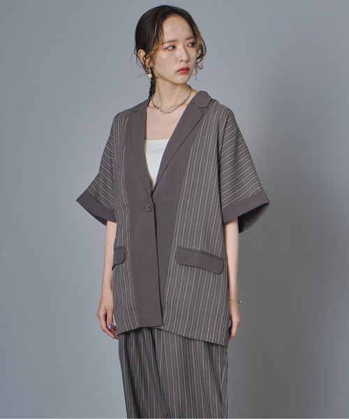 terrace(テラス)の「ヘリンボーンストライプ切替テーラードジャケット(テーラードジャケット・レディース・グレイッシュベージュ/ブラック/ブラウン/チャコール・FREE)」の7枚目の写真