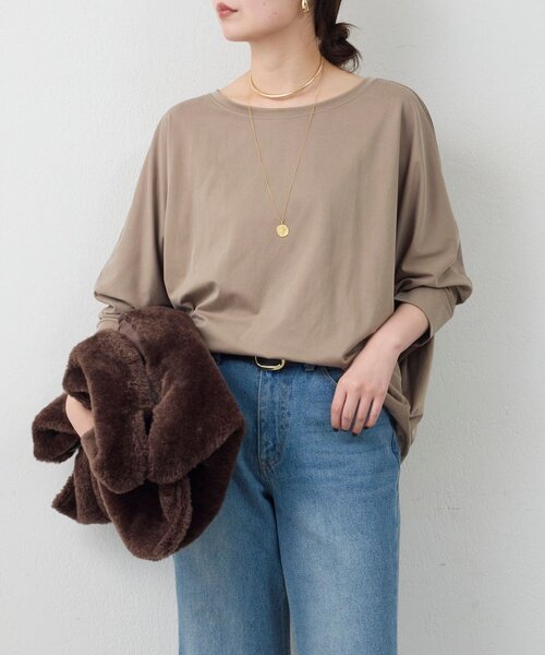 GALLARDAGALANTE(ガリャルダガランテ)の「キュプラボートドルマンカットソー(Tシャツ/カットソー・レディース・ブラック/ホワイト/ベージュ・FREE)」の1枚目の写真