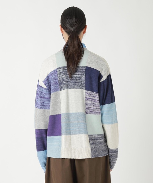 ZUCCa（ズッカ）の「COLOR BLOCK KNIT / ニットカーディガン（カーディガン/ボレロ・レディース・グレー/ライトブルー・M size/XL）」の4枚目の写真