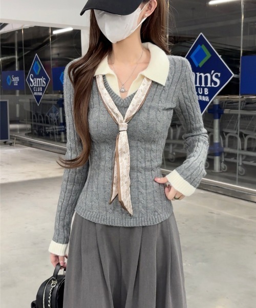 AMAJI(アマジ)の「フェイクレイヤード ケーブル編み ショート丈 ニットトップス(ニット/セーター・レディース・ブラック/ブラウン/グレー/レッド/ベージュ・FREE)」の3枚目の写真