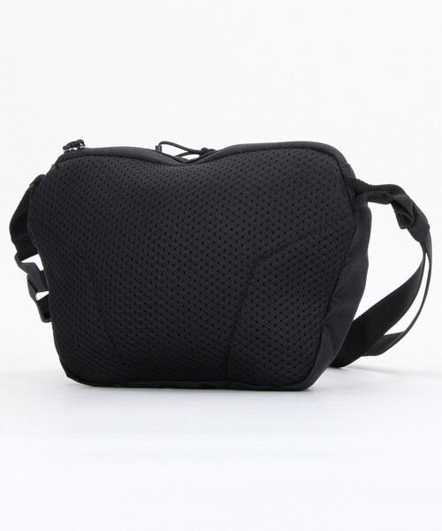 SALOMON（サロモン）の「限定展開 SALOMON/サロモン ACS WAIST PACK SMALL バッグ（ショルダーバッグ・メンズ・ブラック・ﾌﾘ-）」の3枚目の写真