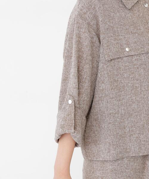 NATURAL BEAUTY BASIC(ナチュラルビューティーベーシック)の「カラミ調シャツハオリ SETUP シャツ(シャツ/ブラウス・レディース・グレー/ブラウン・FREE)」の21枚目の写真