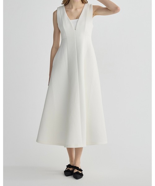 BIRTHDAY BASH（バースデイバッシュ）の「V NECK FLARE LONG DRESS(ブイネックフレアロングドレス)（ワンピース・レディース・ブラック/ホワイト・S/M）」の5枚目の写真