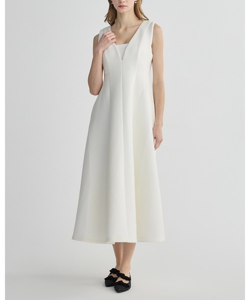 BIRTHDAY BASH（バースデイバッシュ）の「V NECK FLARE LONG DRESS(ブイネックフレアロングドレス)（ワンピース・レディース・ブラック/ホワイト・S/M）」の7枚目の写真
