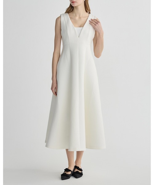 BIRTHDAY BASH（バースデイバッシュ）の「V NECK FLARE LONG DRESS(ブイネックフレアロングドレス)（ワンピース・レディース・ブラック/ホワイト・S/M）」の8枚目の写真