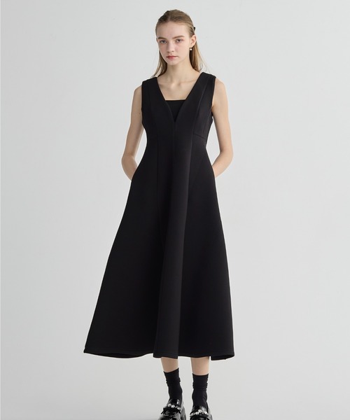 BIRTHDAY BASH（バースデイバッシュ）の「V NECK FLARE LONG DRESS(ブイネックフレアロングドレス)（ワンピース・レディース・ブラック/ホワイト・S/M）」の21枚目の写真
