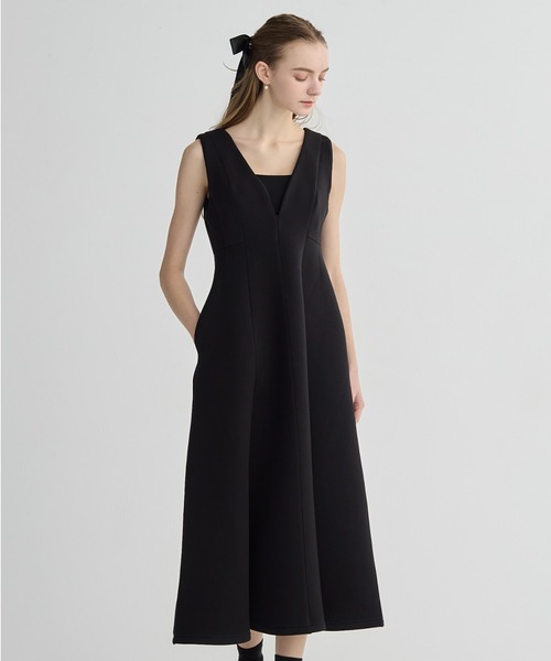 BIRTHDAY BASH（バースデイバッシュ）の「V NECK FLARE LONG DRESS(ブイネックフレアロングドレス)（ワンピース・レディース・ブラック/ホワイト・S/M）」の17枚目の写真