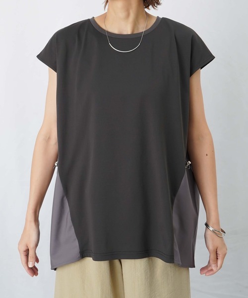 LUCA/LADY LUCK LUCA(ルカ/レディラックルカ)の「LC/LLL 異素材切替ドロストノースリプルオーバー(Tシャツ/カットソー・レディース・オフホワイト/チャコールグレー・FREE)」の18枚目の写真