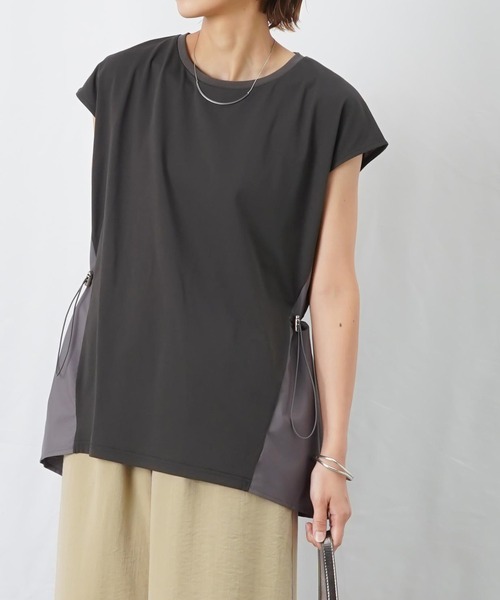 LUCA/LADY LUCK LUCA(ルカ/レディラックルカ)の「LC/LLL 異素材切替ドロストノースリプルオーバー(Tシャツ/カットソー・レディース・オフホワイト/チャコールグレー・FREE)」の15枚目の写真