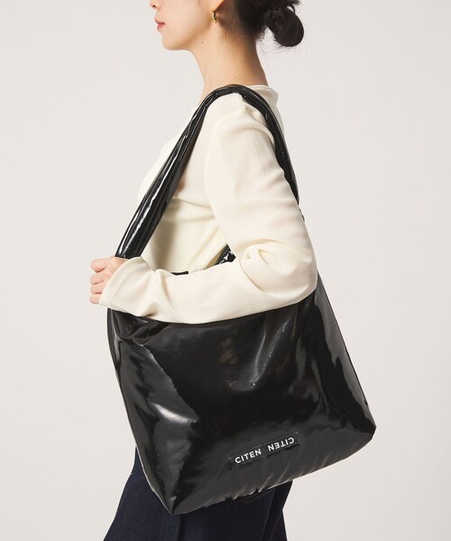 CITEN(シテン)の「<CITEN>エナメルホーボーバッグ(ショルダーバッグ・レディース・ロイヤルブルー/シルバー/ブラック・FREE)」の2枚目の写真