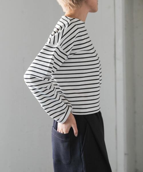 FORK&SPOON(フォークアンドスプーン)の「FORK&SPOON クロップドボートネックボーダー(Tシャツ/カットソー・レディース・アイボリー/オフホワイト・1)」の6枚目の写真