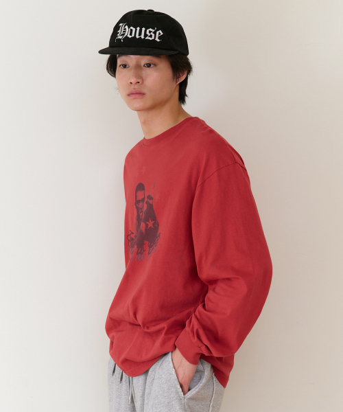 THEVINYLHOUSE（ザバイニルハウス）の「TOO CASUAL LS TEE RED（Tシャツ/カットソー・メンズ・その他・SMALL/MEDIUM/LARGE）」の2枚目の写真