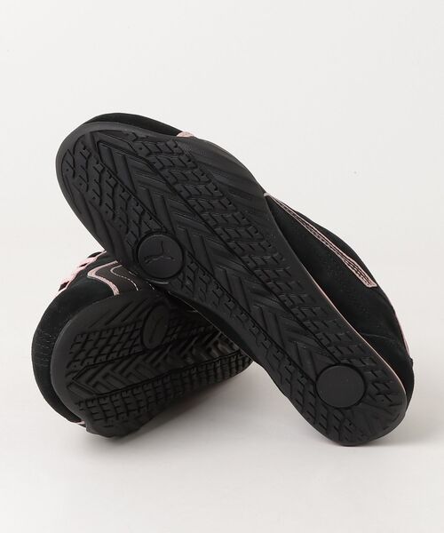 PUMA（プーマ）の「プーマ PUMA プーマ キャッチ ソレイユ SD（スニーカー・レディース・ブラック×ピンク・23.5cm/24.0cm/24.5cm/25.0cm/23.0cm/25.5cm/26.0cm）」の3枚目の写真