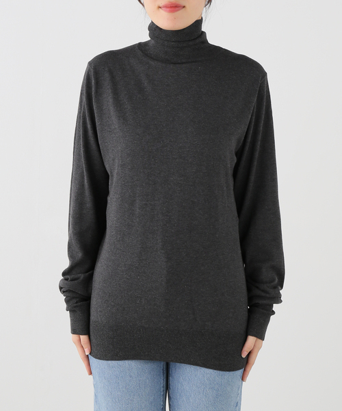 JOURNAL STANDARD LUXE(ジャーナルスタンダード ラックス)の「HGコットン タートルネックプルオーバー(ニット/セーター・レディース・チャコールグレー/ブラック/レッド・FREE)」の2枚目の写真