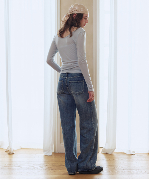 AFTERHOURS(アフターアワーズ)の「STRAIGHT DENIM PANTS (BLUE)(デニムパンツ・レディース・その他・SMALL)」の4枚目の写真