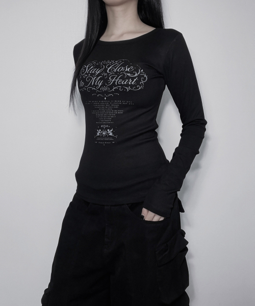 IZROOM(イズルーム)の「ステイ スリムフィット長袖トップス (BLACK)(Tシャツ/カットソー・レディース・その他・FREE)」の3枚目の写真