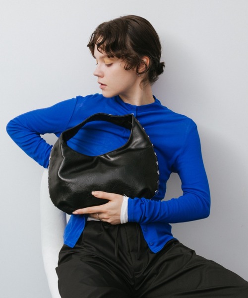 arholiday.standard(エーアールホリデースタンダード)の「Studded Round One-Shoulder Bag / スタッズラウンドワンショルダーバッグ(ショルダーバッグ・レディース・アイボリー系/ブラック・FREE)」の9枚目の写真