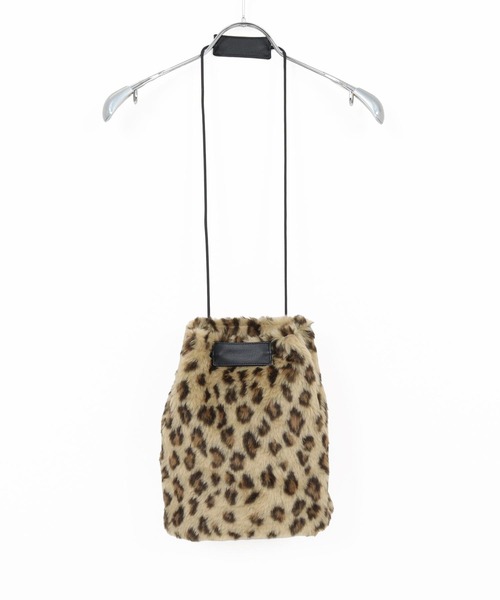 GLIMCLAP(グリムクラップ)の「mko13930-Leopard Faux Fur Drawstring Tote 巾着バッグ(212-030-gla-cg)(ショルダーバッグ・メンズ・ベージュ/グレー・FREE)」の14枚目の写真