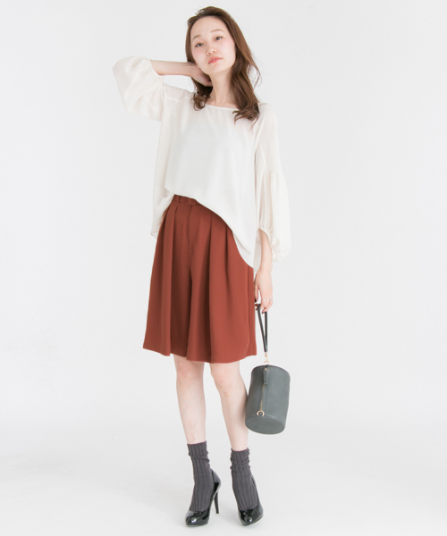 URBAN RESEARCH（アーバンリサーチ）の「UR タックハーフパンツ（その他パンツ・レディース・ブラック/オレンジ系その他・36/38）」の16枚目の写真