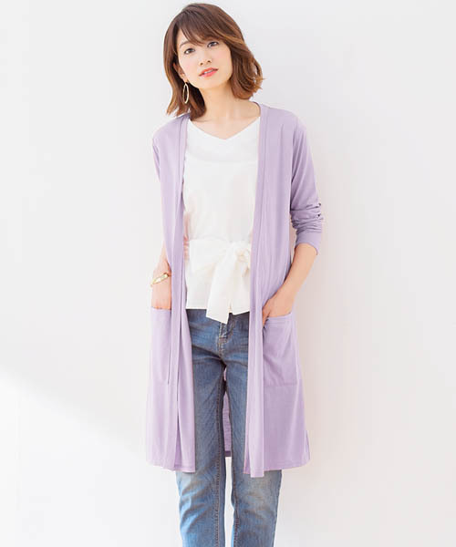 Pierrot(ピエロ)の「UVカット裾スリットカーディガン 吸汗速乾(カーディガン/ボレロ・レディース・ブラック/ブラウン系その他/カーキオリーブ/バーガンディー/オフホワイト/杢グレー/チャコール/モカ/ベージュ/ネイビー/ブルー系その他/オレンジ系その他/イエロー/ライトブルー/ブルー/ベビーピンク/ブルー系その他3/グリーン系その他/スモークピンク/イエロー系その他/ラベンダー/ミント/ライトグレー/アイボリー/チャコールグレー・L/M)」の19枚目の写真