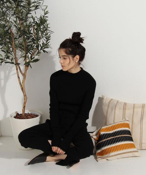 【THE NEWHOUSE】 黒 ハイネック リブニット UNITED ARROWS（ユナイテッドアローズ）の「＜THE NEW HOUSE（ザ
