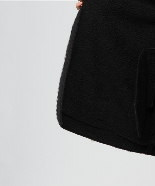 VENCEEXCHANGE（ヴァンスエクスチェンジ）の「裏ボアフェイクムートンオーバーライダース         （ムートンコート・レディース・ブラック/ベージュ・MEDIUM）」の11枚目の写真