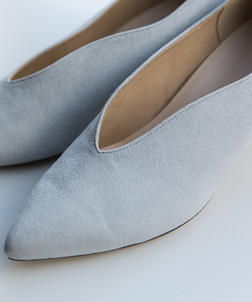 STUDIOUS（ステュディオス）の「ドロップカットパンプス（パンプス・レディース・グレー/イエロー/マルチ/ネイビー・S/L/M）」の6枚目の写真