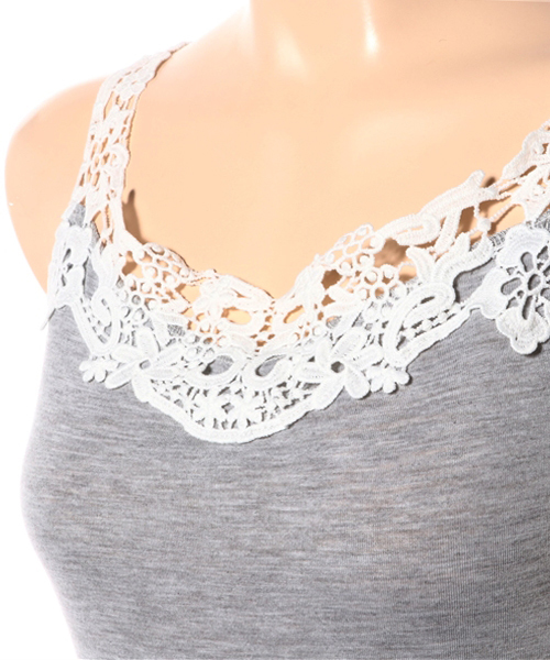 Honeys（ハニーズ）の「レース使いタンクトップ（タンクトップ・レディース・ブラック/オフホワイト/杢グレー/ネイビー・S/M/L）」の6枚目の写真