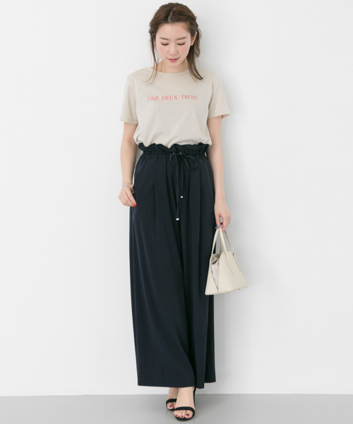 URBAN RESEARCH（アーバンリサーチ）の「UR SIMPLE LOGO T-SHIRTS（Tシャツ/カットソー・レディース・ホワイト/ホワイト系その他/ボルドー/ベージュ・FREE）」の11枚目の写真