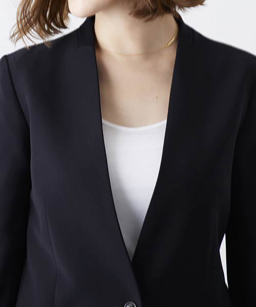 STUDIOUS(ステュディオス)の「ダブルクロスカラーレスジャケット(テーラードジャケット・レディース・ブラック/ネイビー/グレイッシュベージュ・0/1)」の9枚目の写真