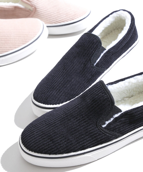 WEGO(ウィゴー)の「WEGO/コーデュロイボアスリッポン(スリッポン・レディース・ブラック/グレー/ネイビー/ベージュ・LARGE/MEDIUM)」の2枚目の写真