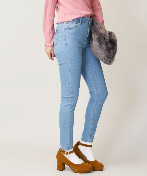 WEGO(ウィゴー)の「WEGO/ハイウエストスーパーフィットスキニーデニムパンツ(デニムパンツ・レディース・インディゴブルー/ライトインディゴブルー/ダークインディゴブルー・SMALL/MEDIUM/LARGE)」の4枚目の写真