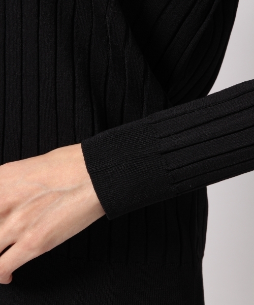 BLISS POINT(ブリスポイント)の「【UVカット】レーヨンブレンドリブクルーニット/779749(ニット/セーター・レディース・シルバー/ブラック/ホワイト/グリーン/イエロー・MEDIUM/LARGE)」の16枚目の写真