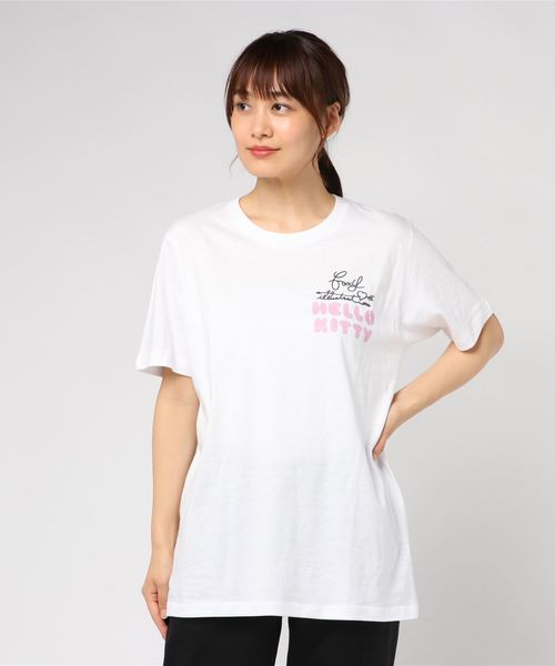 sanrio(サンリオ)の「sanrio HELLO KITTY×foxy illustrations Tシャツ(Tシャツ/カットソー・レディース・ホワイト系その他/ホワイト系その他2・MEDIUM/LARGE)」の1枚目の写真