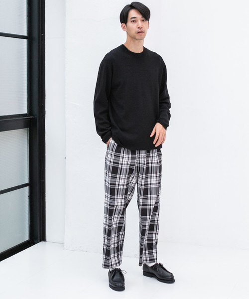 green label relaxing（グリーンレーベルリラクシング）の「CM KINLOCH ANDERSON タータンチェック ワイド テーパード パンツ（その他パンツ・メンズ・ブラック/ベージュ・MEDIUM/X-SMALL/LARGE/SMALL）」の13枚目の写真