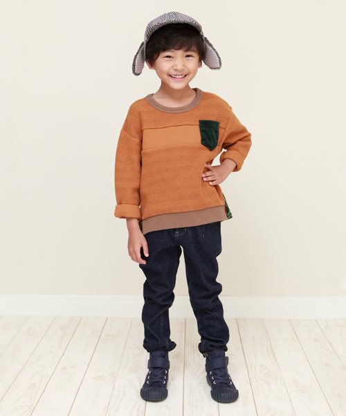 RAGMART（ラグマート）の「ドロップショルダートレーナー（スウェット・キッズ・キャメル/グレー・100cm/110cm/120cm/130cm）」の4枚目の写真