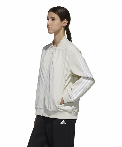 adidas（アディダス）の「アディダス W ID ウーブン ボンバー