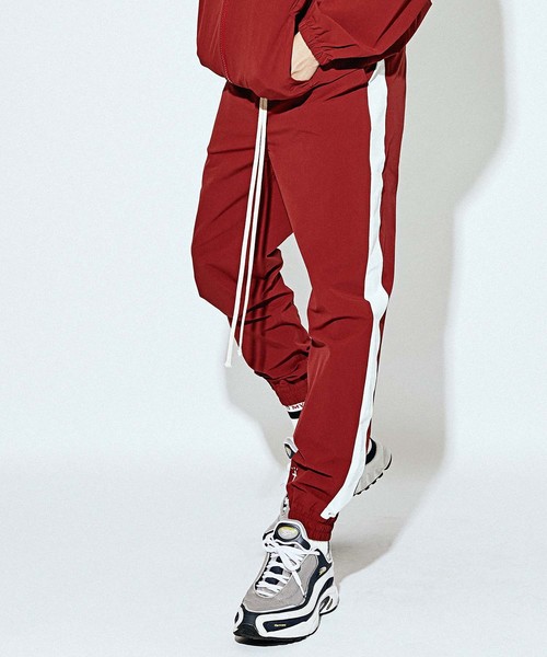 MSML(エムエスエムエル)の「TRACK PANTS(その他パンツ・メンズ・ブラック/レッド・SMALL/MEDIUM/LARGE)」の2枚目の写真