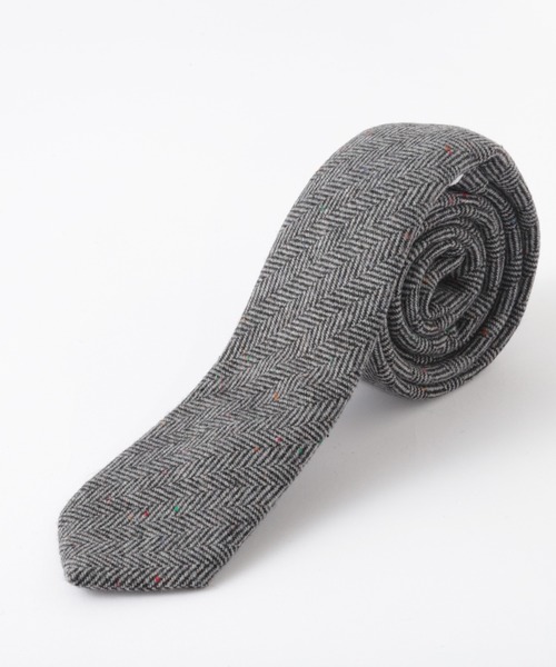 Quit Running（クイトランニング）の「ウールツイード チェック ネクタイ（ネクタイ・メンズ・グレー/ブラウン/ブラック×ブルー/ワイン/チャコール/ダークベージュ/ブラック系その他/ダークブラウン/ライトブラウン/オレンジ/グレー系その他/ブラウン系その他/ブラック×グリーン/グレー系その他2/グレー系その他4/ブラウン系その他2/アッシュグレー/ブルー/ネイビー/パープル/ライトグレー/ミント/レッド系その他2/グレー系その他5/ライトブルー/チャコールグレー/レッド/インディゴブルー/ダークインディゴブルー/マルーン/ブラック×ピンク/レッド系その他/ブラック系その他2/ブラウン系その他3/レッド系その他3/グレー系その他3/ダークネイビー/ライラック/ターコイズブルー・FREE）」の15枚目の写真