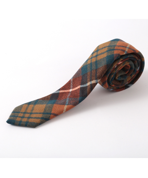 Quit Running（クイトランニング）の「ウールツイード チェック ネクタイ（ネクタイ・メンズ・グレー/ブラウン/ブラック×ブルー/ワイン/チャコール/ダークベージュ/ブラック系その他/ダークブラウン/ライトブラウン/オレンジ/グレー系その他/ブラウン系その他/ブラック×グリーン/グレー系その他2/グレー系その他4/ブラウン系その他2/アッシュグレー/ブルー/ネイビー/パープル/ライトグレー/ミント/レッド系その他2/グレー系その他5/ライトブルー/チャコールグレー/レッド/インディゴブルー/ダークインディゴブルー/マルーン/ブラック×ピンク/レッド系その他/ブラック系その他2/ブラウン系その他3/レッド系その他3/グレー系その他3/ダークネイビー/ライラック/ターコイズブルー・FREE）」の18枚目の写真